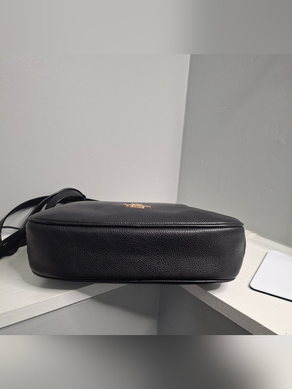Coach Chaise Black Polished Pebble Leather Crossbody Bag Gold Hardware - Picture 4 of 9